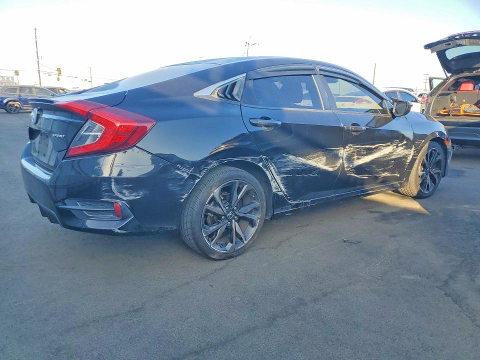 Фото 3 с аукциона – 2019 HONDA CIVIC с VIN 2HGFC2F89KH569858