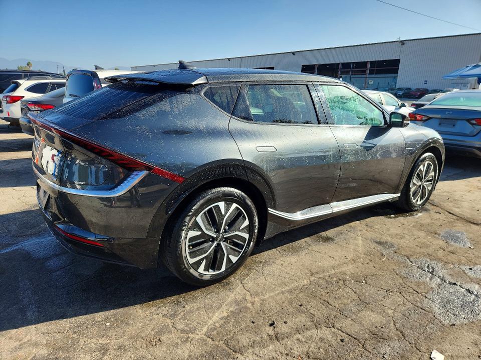 Photo 3 from auction – 2024 KIA EV6 with VIN KNDC34LA5R5198445