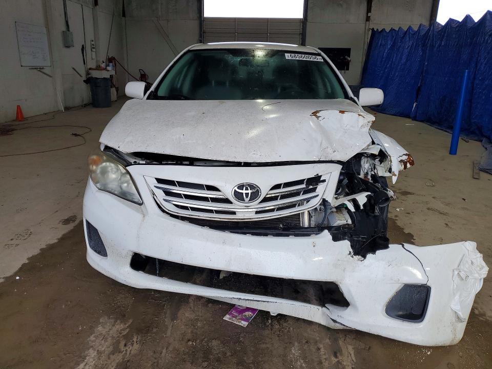 Снимка 5 от търг – 2013 TOYOTA COROLLA с VIN 2T1BU4EE9DC005878