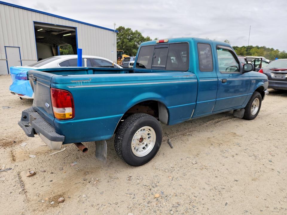 Photo 3 from auction – 1994 FORD RANGER with VIN 1FTCR14U8RTB17987