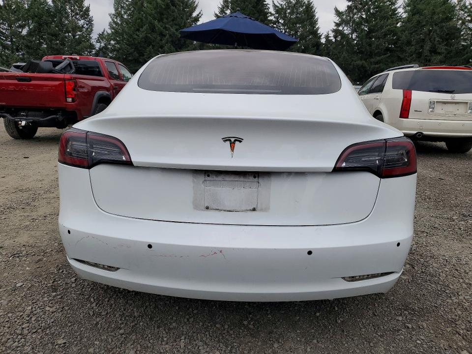 Фото 6 с аукциона – 2018 TESLA MODEL 3 с VIN 5YJ3E1EA6JF043623