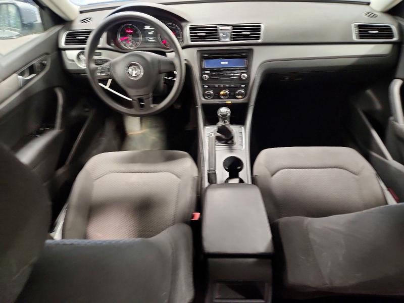 Foto 8 de la subasta – 2012 VOLKSWAGEN PASSAT con VIN 1VWAP7A36CC074718