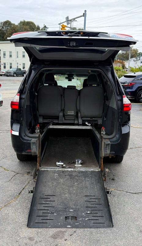 Снимка 7 от търг – 2020 TOYOTA SIENNA с VIN 5TDZZ3DC3LS036219