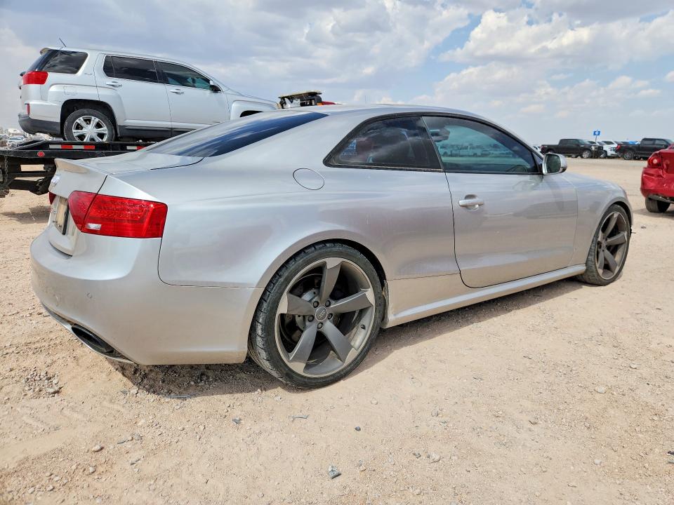 Photo 3 from auction – 2014 AUDI RS5 with VIN WUAC6AFR5EA901473