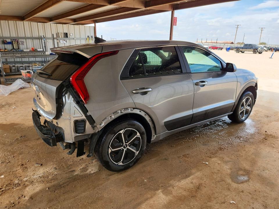 Photo 3 from auction – 2026 KIA NIRO with VIN KNDCP3LE2T5331476