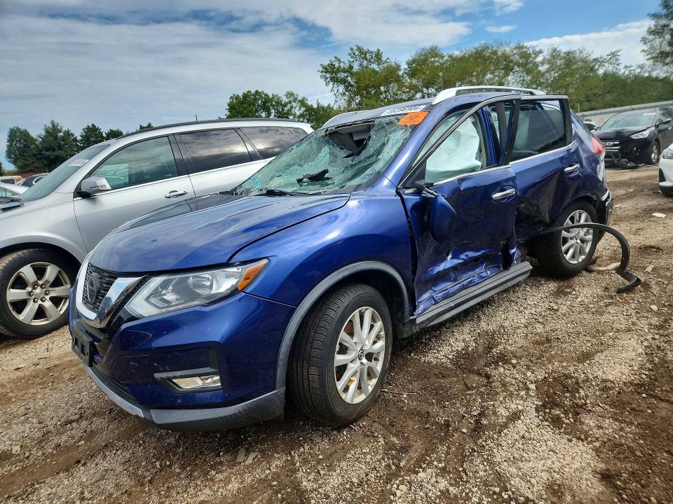 NISSAN ROGUE 2018 with VIN KNMAT2MT2JP532502 - Photo from auction