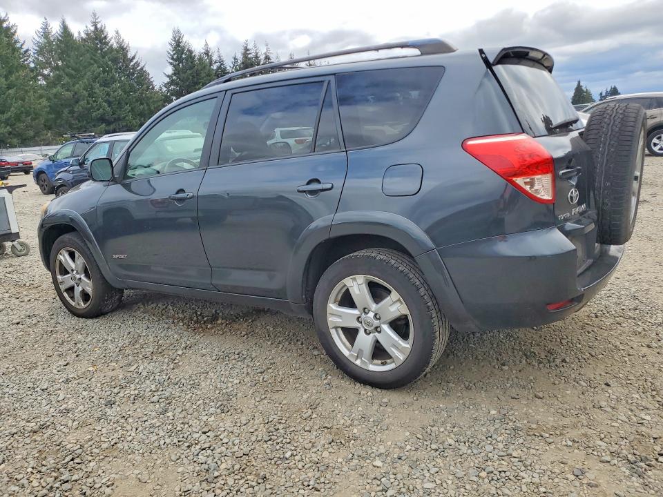 Photo 2 from auction – 2007 TOYOTA RAV4 with VIN JTMBK32V575015393