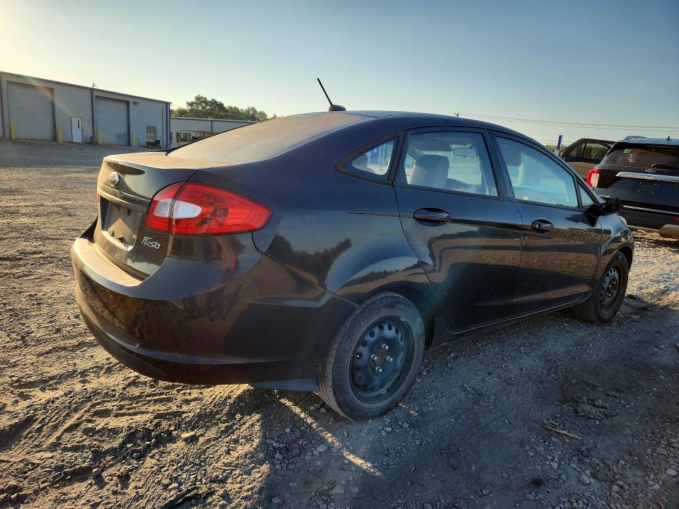 Photo 3 from auction – 2013 FORD FIESTA with VIN 3FADP4AJXDM191639