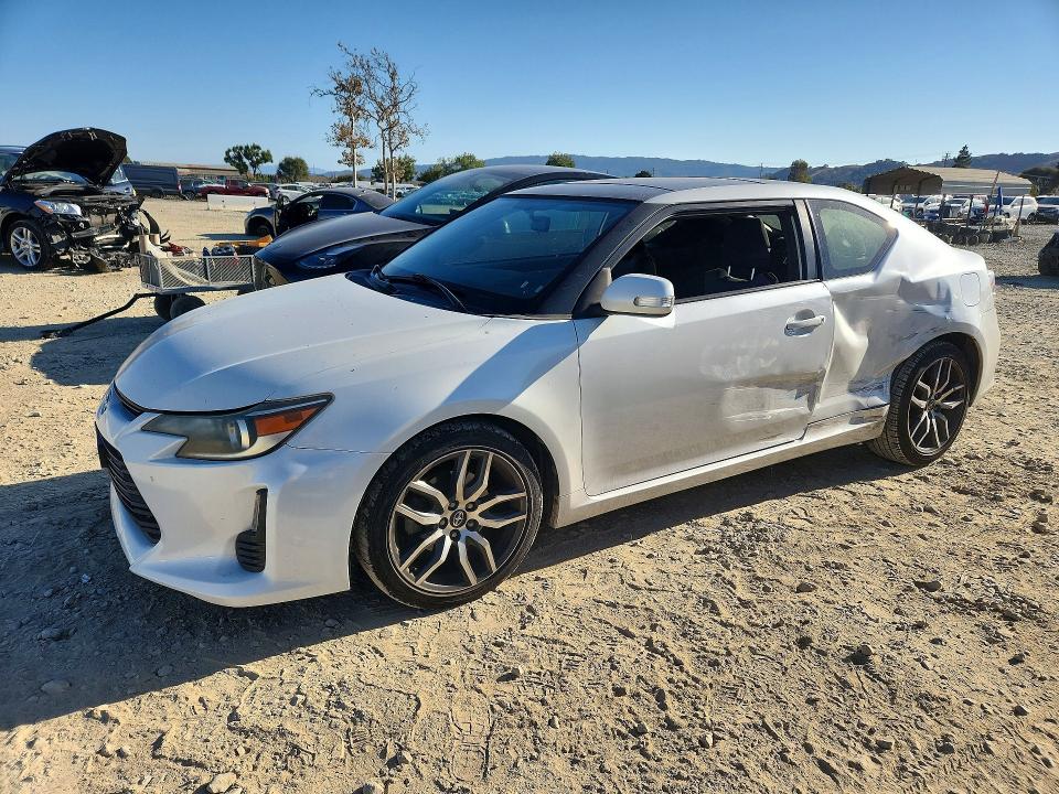 SCION TC 2015 مع رقم تعريف المركبة JTKJF5C71FJ007902 - صورة من المزاد