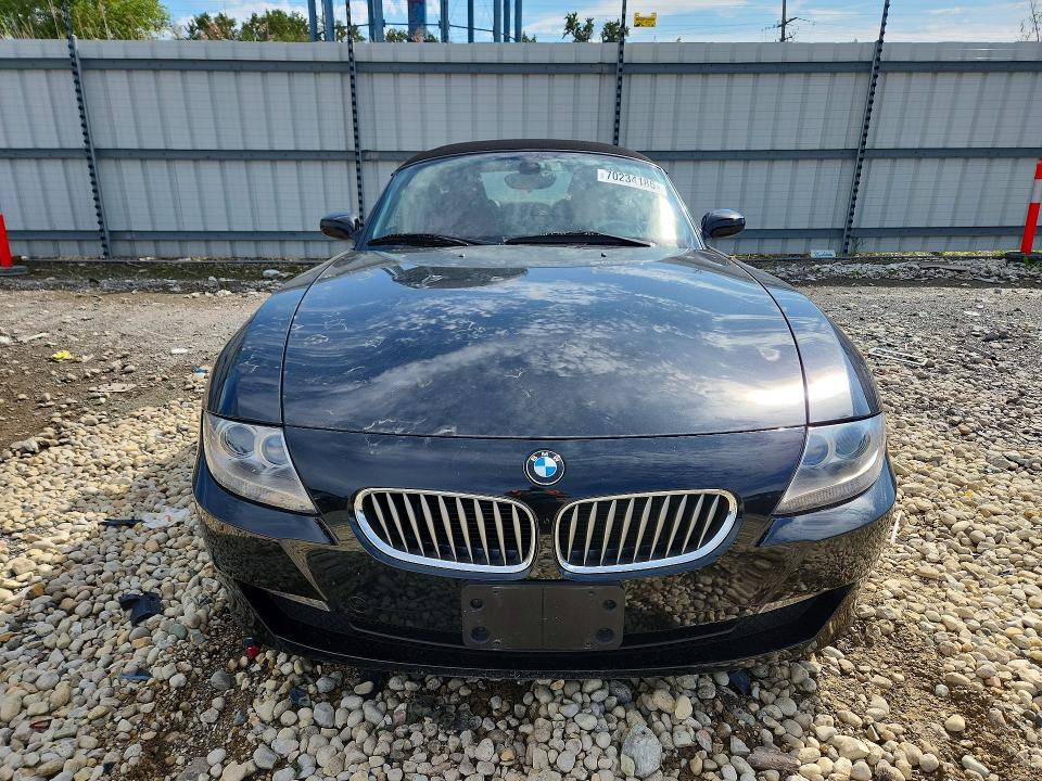 Photo 5 from auction – 2007 BMW Z4 with VIN 4USBU53597LX02970