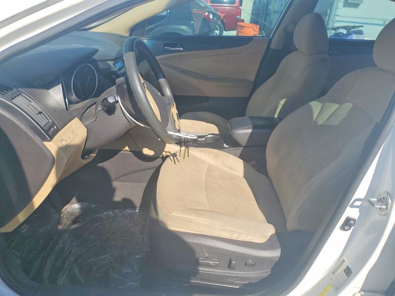 Photo 7 from auction – 2011 HYUNDAI SONATA with VIN 5NPEB4AC0BH249436