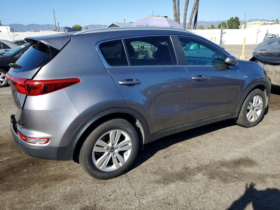 Photo 3 from auction – 2017 KIA SPORTAGE with VIN KNDPMCAC5H7142263