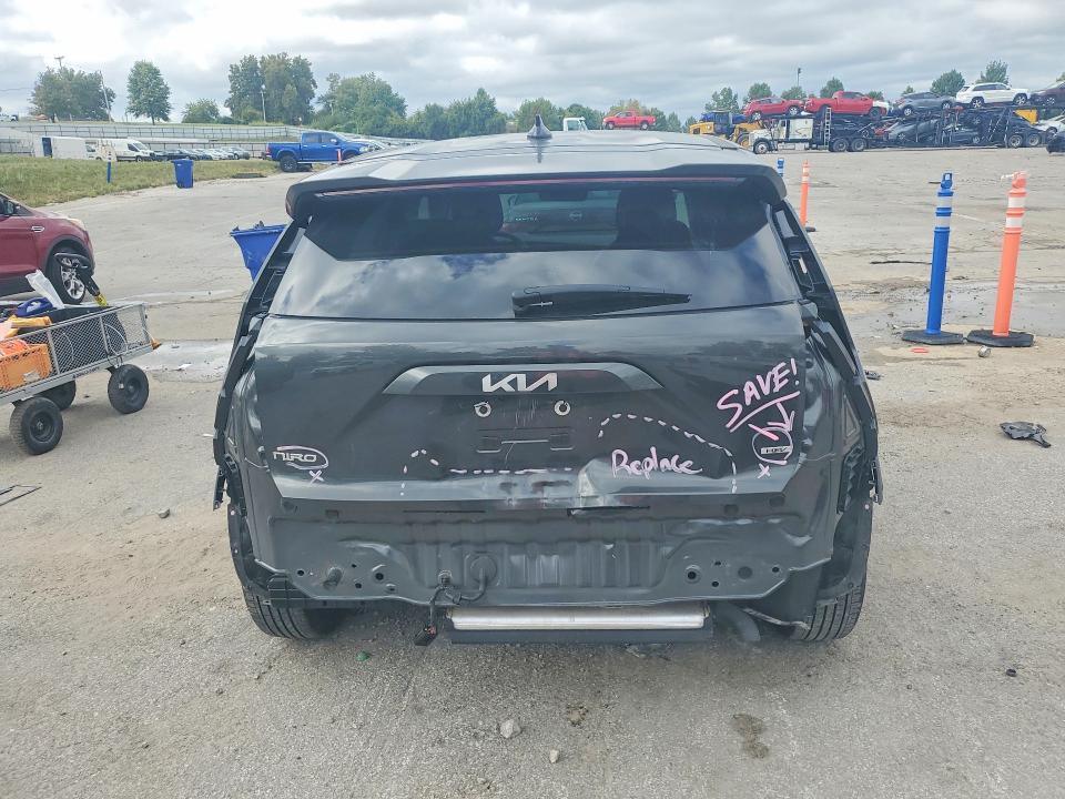 Photo 6 from auction – 2026 KIA NIRO with VIN KNDCP3LE1T5356675