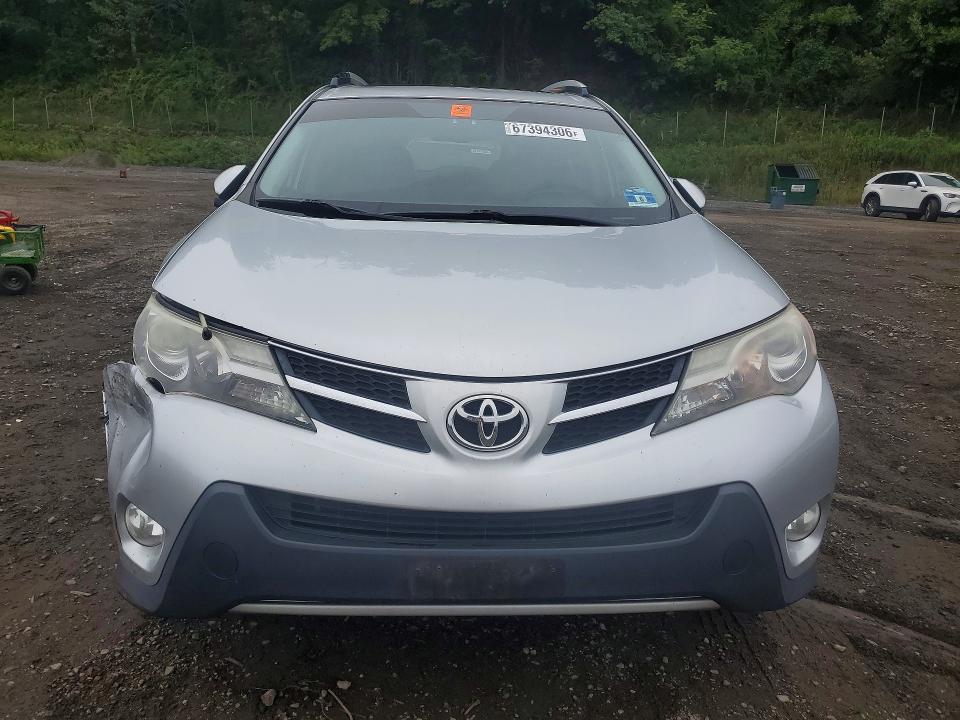 Photo 5 from auction – 2013 TOYOTA RAV4 with VIN JTMDFREV0DD010924