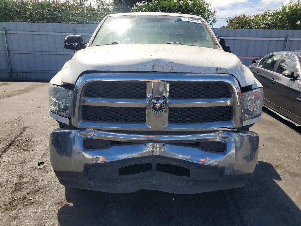 Photo 5 from auction – 2016 RAM 2500 with VIN 3C6UR4HJ6GG100869