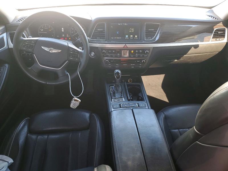 Photo 8 from auction – 2016 HYUNDAI GENESIS with VIN KMHGN4JE3GU109200