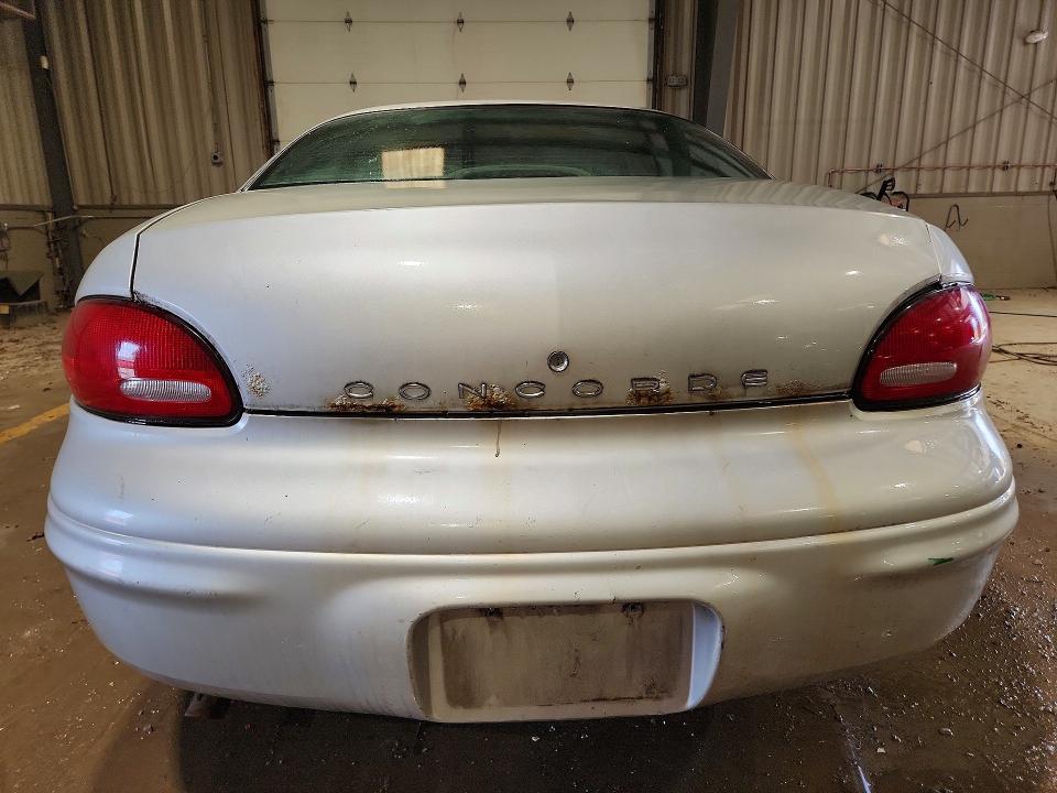 Снимка 6 от търг – 2000 CHRYSLER CONCORDE с VIN 2C3HD46R0YH322346