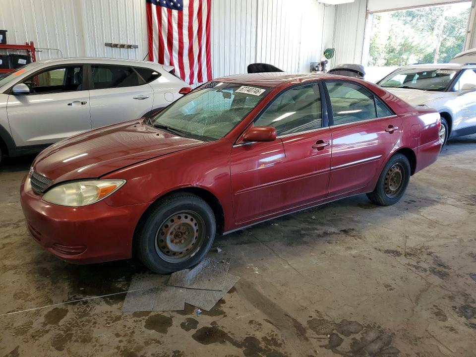 TOYOTA CAMRY 2004 with VIN JTDBE32K240276471 - Photo from auction