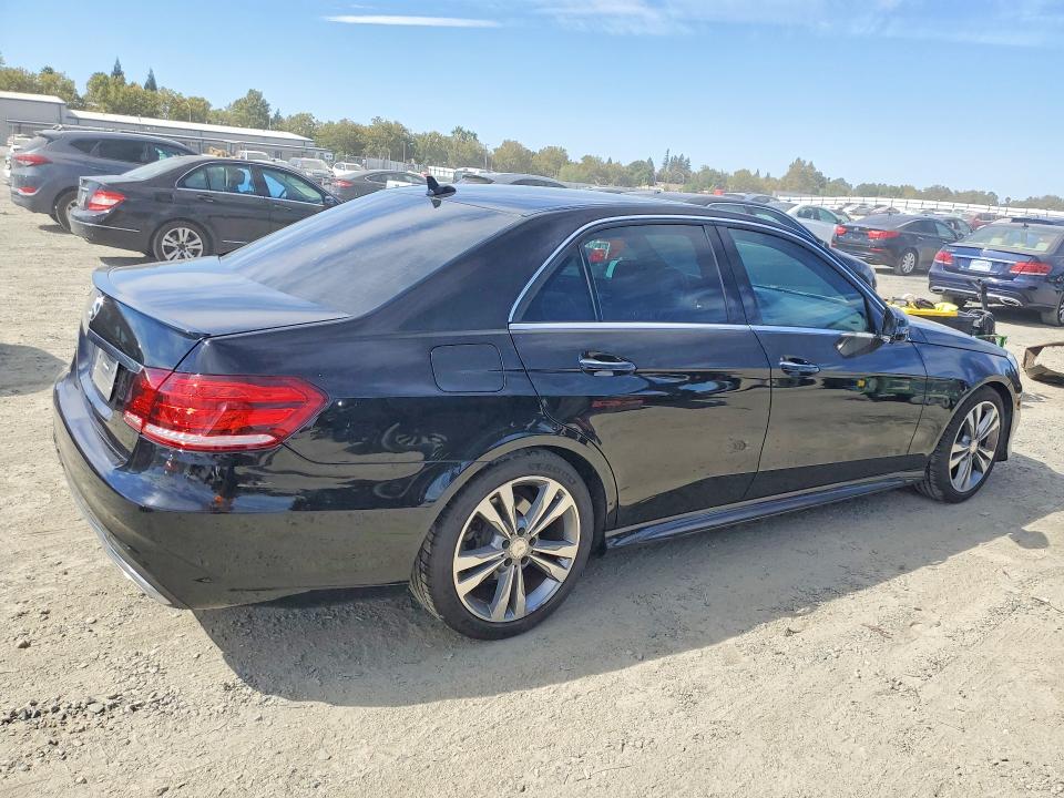 Photo 3 from auction – 2014 MERCEDES-BENZ E with VIN WDDHF5KB9EB006121