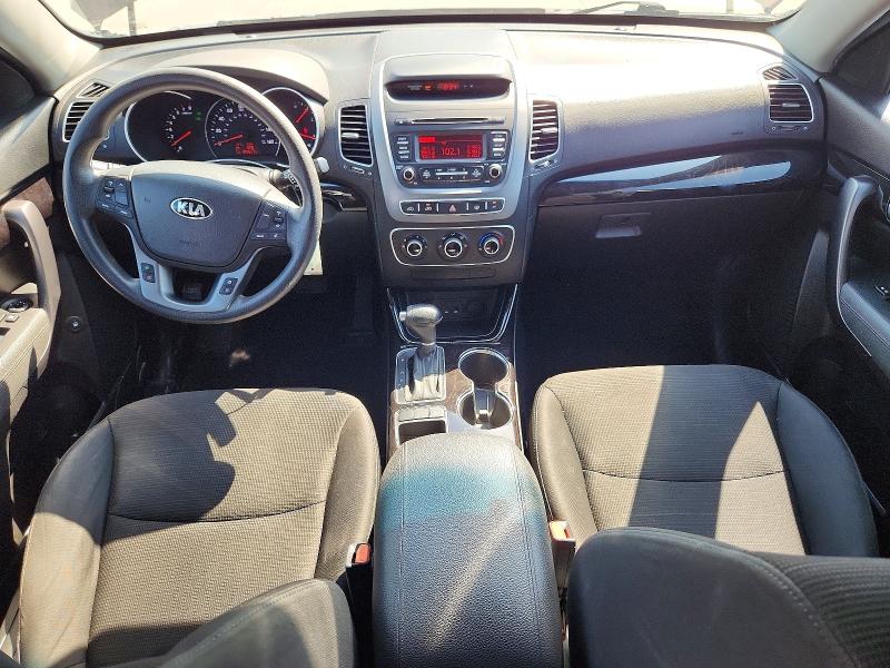 Photo 8 from auction – 2014 KIA SORENTO with VIN 5XYKT3A62EG510632