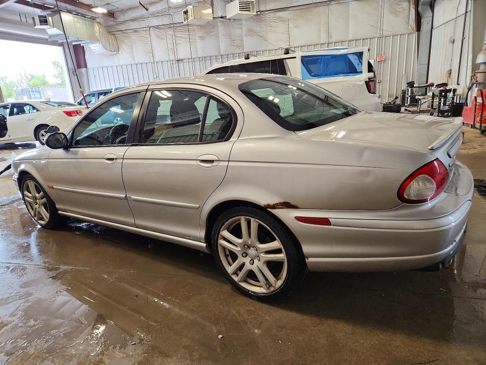 Zdjęcie 2 z aukcji – 2004 JAGUAR X-TYPE z VIN SAJEA51C84WD72816