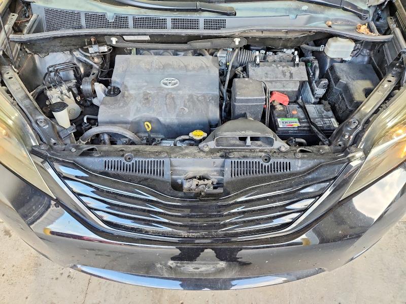 Photo 12 from auction – 2013 TOYOTA SIENNA with VIN 5TDKK3DC5DS353281