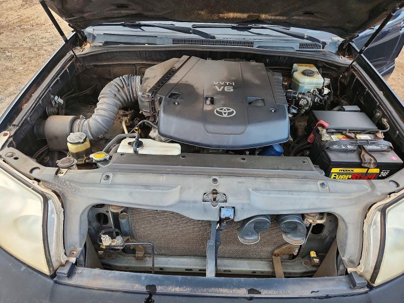 Photo 12 from auction – 2004 TOYOTA 4RUNNER with VIN JTEZU14R548014540