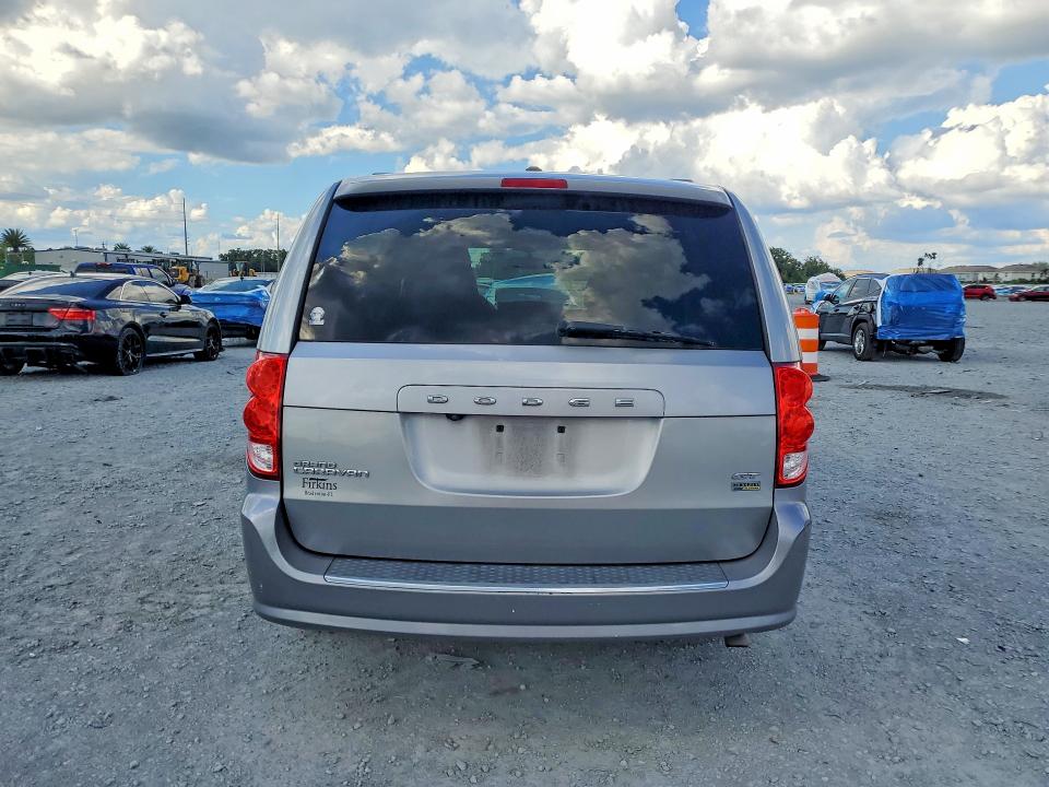 صورة رقم 6 من المزاد - 2017 DODGE GRAND CARAVAN مع VIN 2C4RDGEG1HR697464