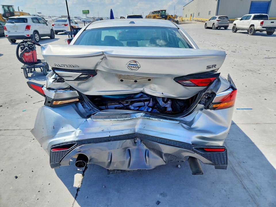 Photo 6 from auction – 2019 NISSAN ALTIMA with VIN 1N4BL4CV3KC223302