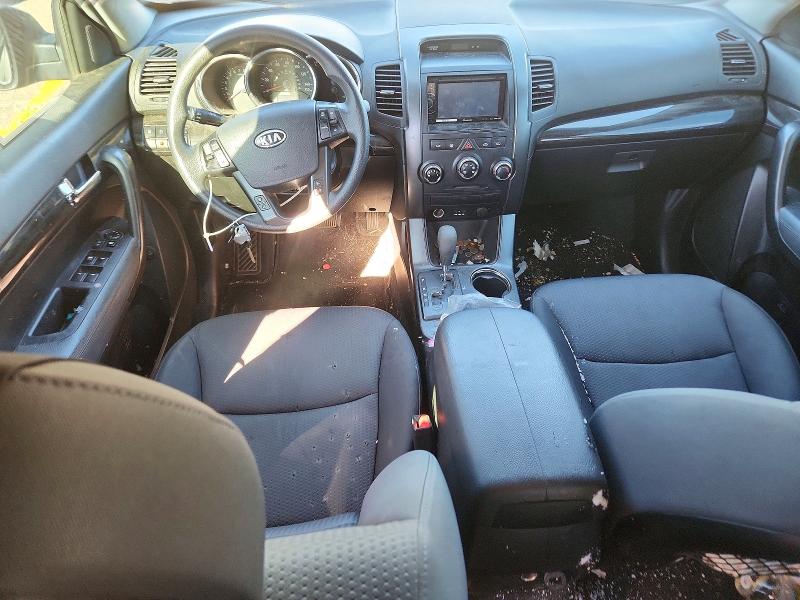 Photo 8 from auction – 2012 KIA SORENTO with VIN 5XYKTDA21CG279819