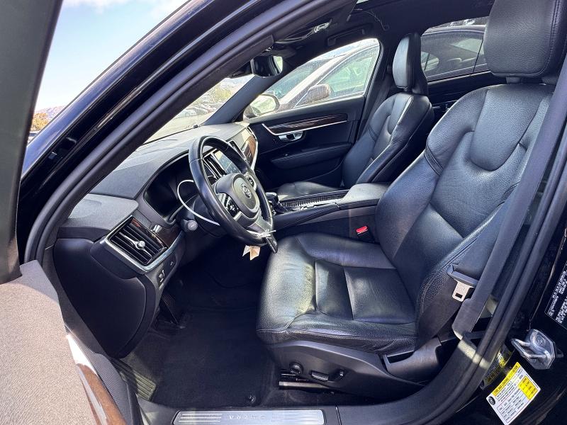 Photo 7 from auction – 2019 VOLVO S90 with VIN LVY102AK7KP096759