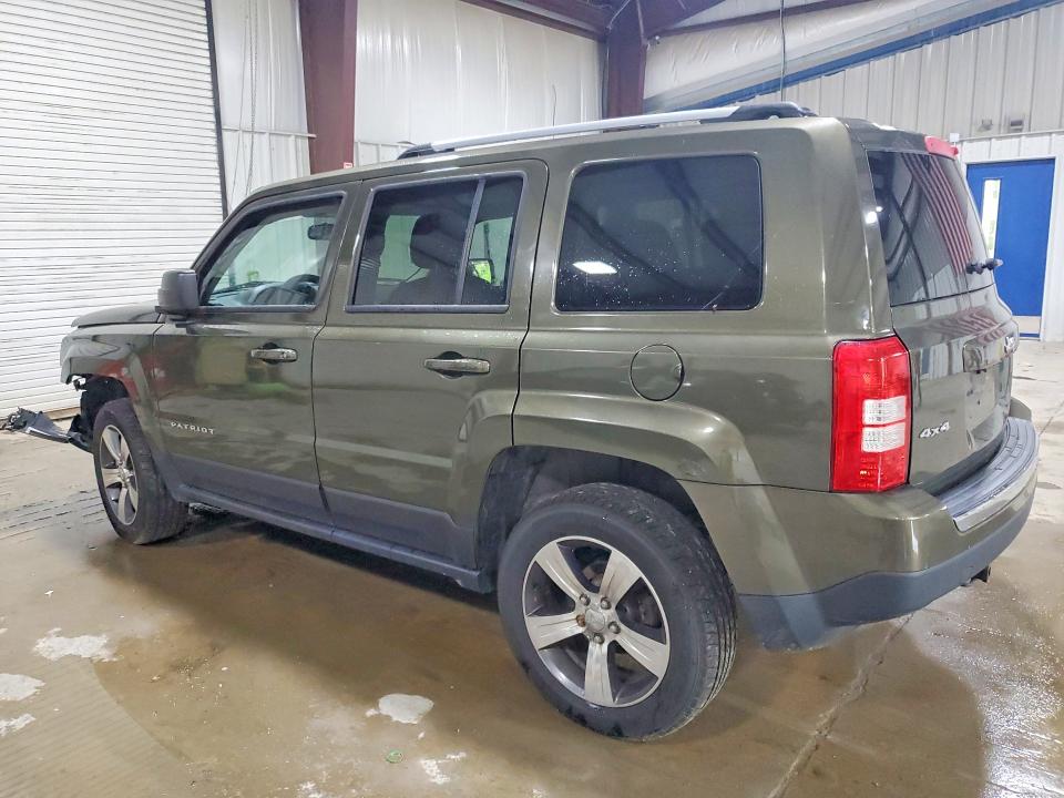 Photo 2 from auction – 2016 JEEP PATRIOT with VIN 1C4NJRFB1GD572391