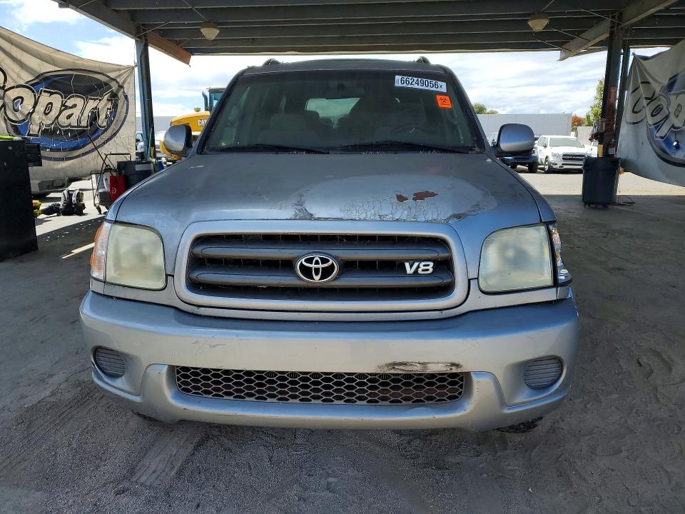 Photo 5 from auction – 2002 TOYOTA SEQUOIA with VIN 5TDBT44A32S089203