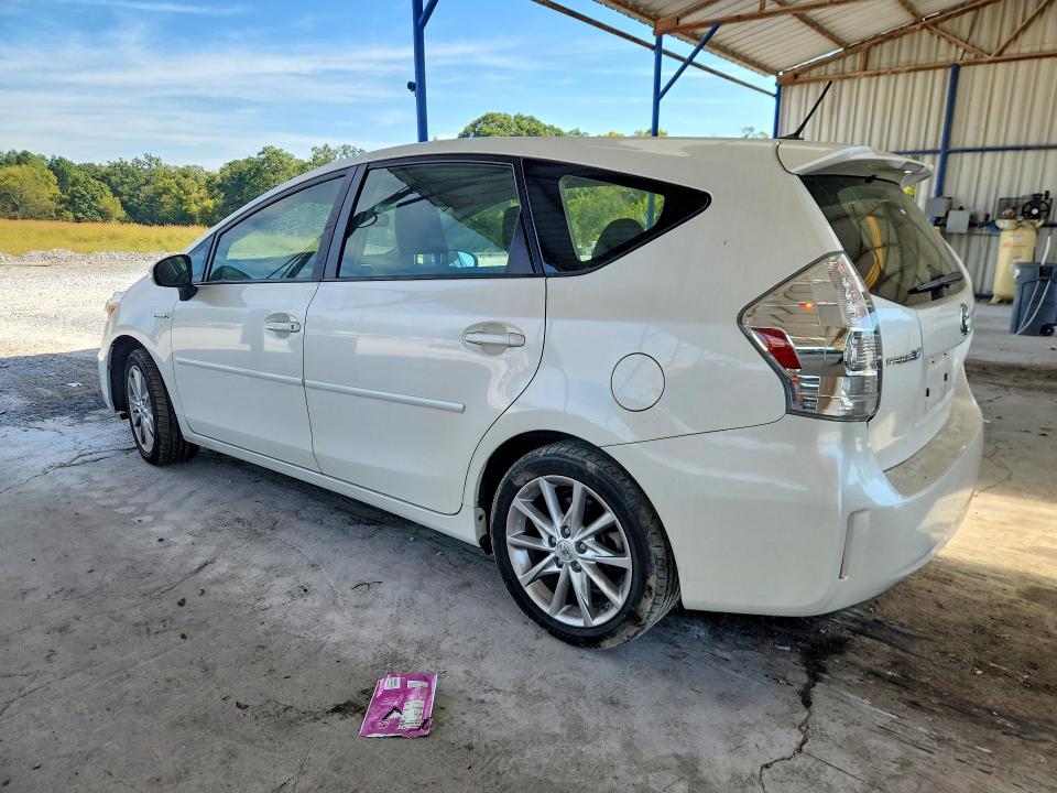 Zdjęcie 2 z aukcji – 2014 TOYOTA PRIUS V z VIN JTDZN3EU9EJ006418