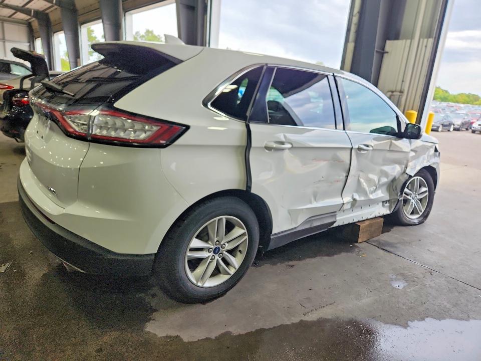 Photo 3 from auction – 2017 FORD EDGE with VIN 2FMPK3J8XHBC65660