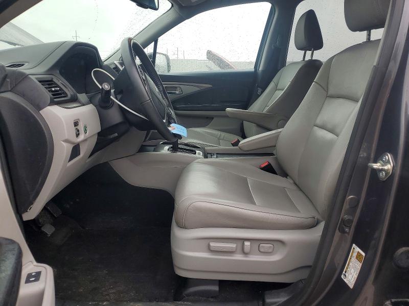 Снимка 7 от търг – 2017 HONDA PILOT с VIN 5FNYF6H58HB021695