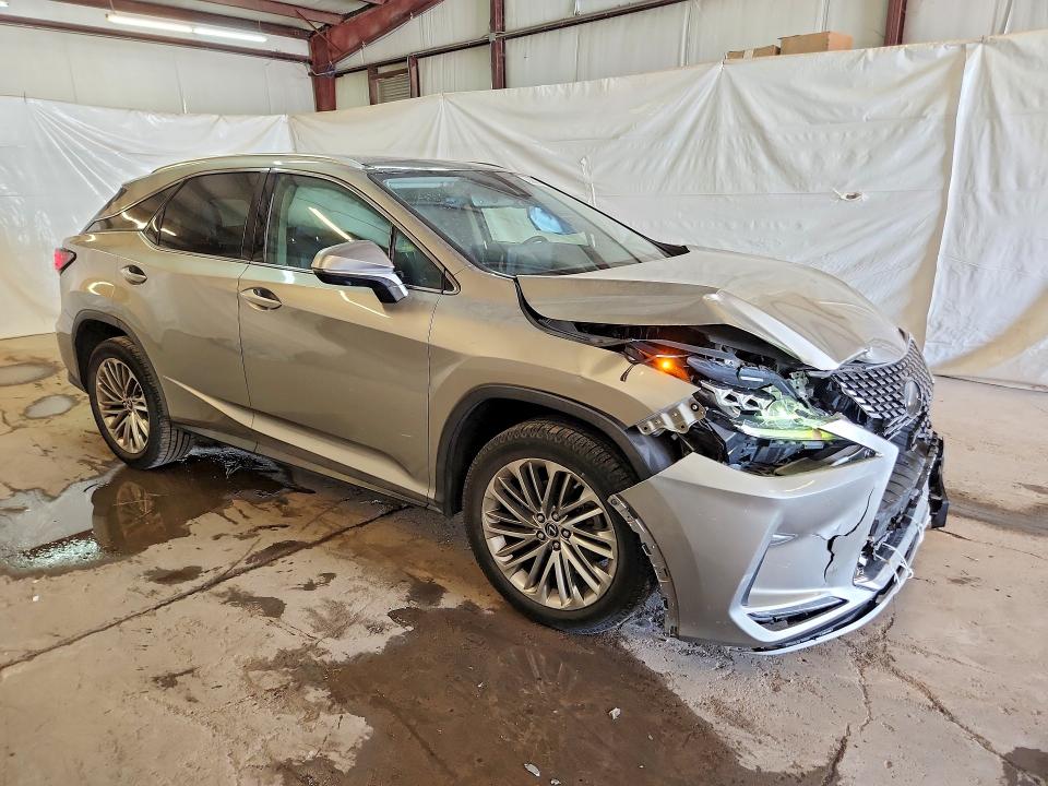 Снимка 4 от търг – 2021 LEXUS RX с VIN 2T2JZMAA2MC200023
