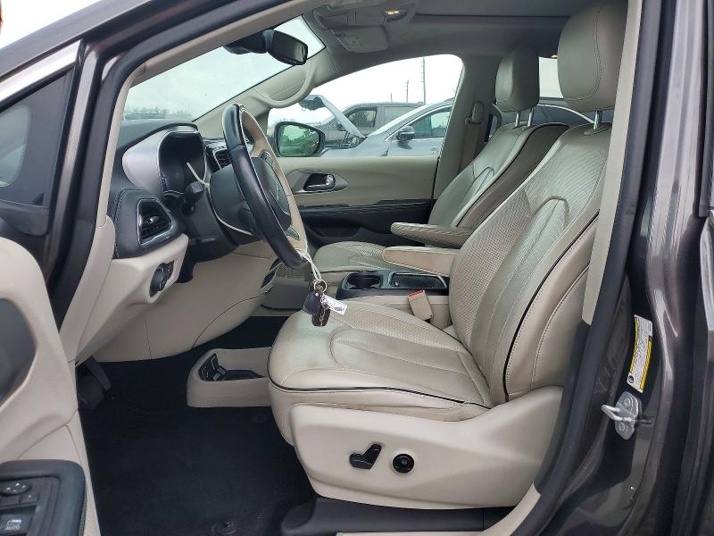 Photo 7 from auction – 2018 CHRYSLER PACIFICA with VIN 2C4RC1N72JR159166