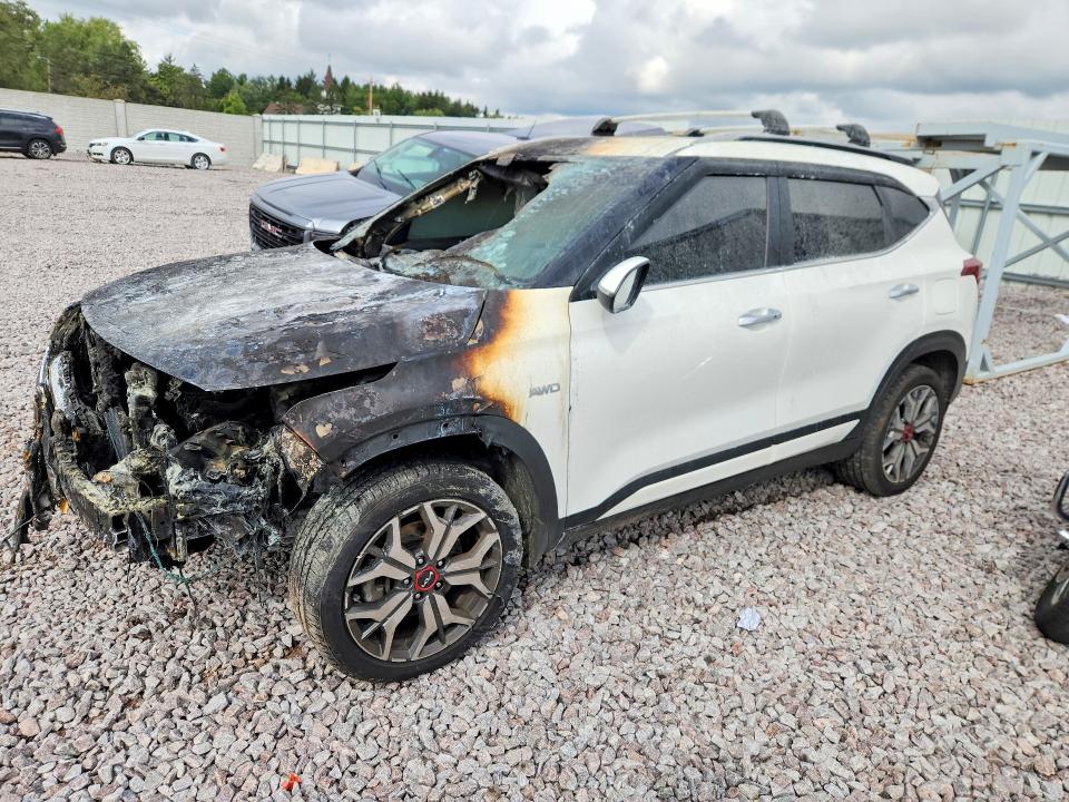 KIA SELTOS 2022 with VIN KNDETCA28N7238773 - Photo from auction
