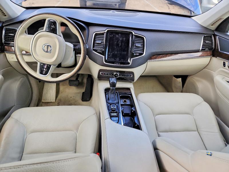 Zdjęcie 8 z aukcji – 2016 VOLVO XC90 z VIN YV4A22PK5G1024894