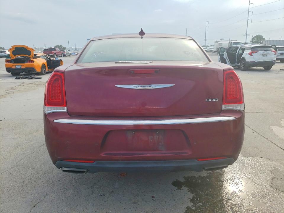 Снимка 6 от търг – 2015 CHRYSLER 300 с VIN 2C3CCAAG8FH818378