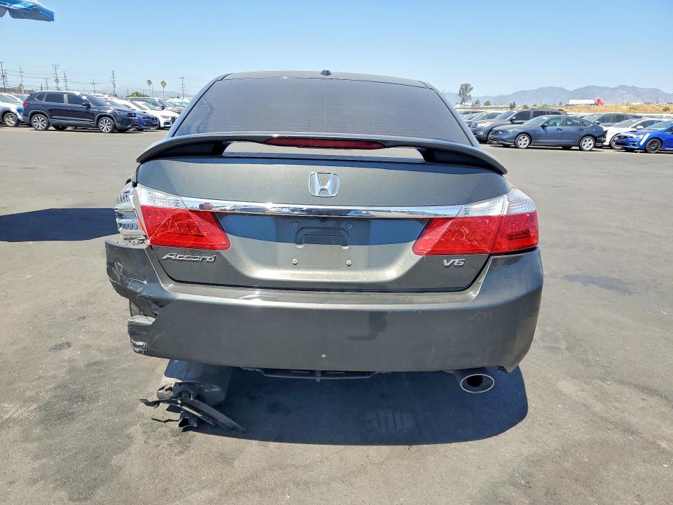 Photo 6 from auction – 2013 HONDA ACCORD with VIN 1HGCR3F85DA009490