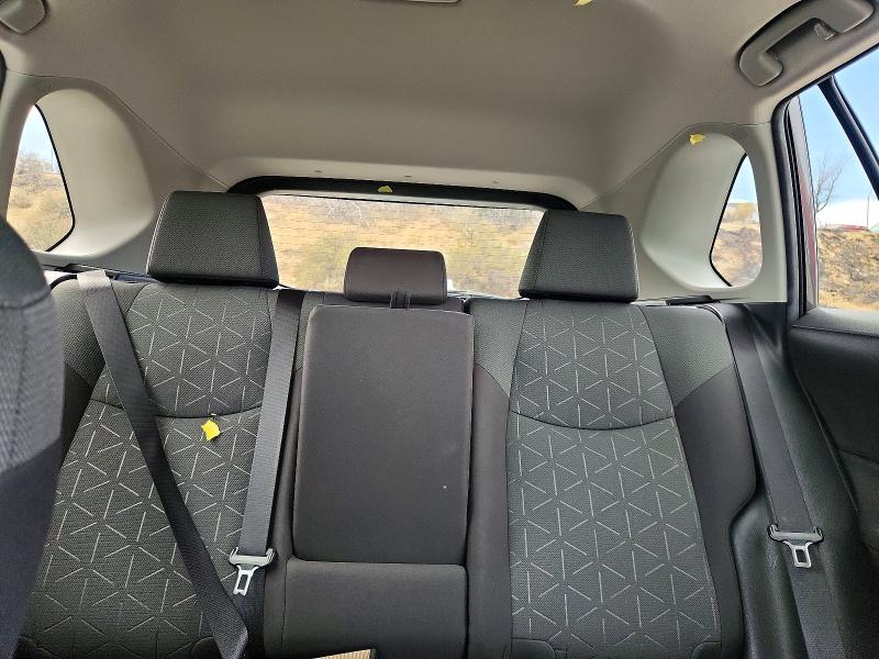 Photo 10 from auction – 2022 TOYOTA RAV4 with VIN 2T3P1RFV7NW304576