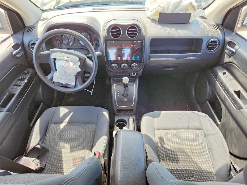 Снимка 8 от търг – 2010 JEEP COMPASS с VIN 1J4NT4FBXAD553725