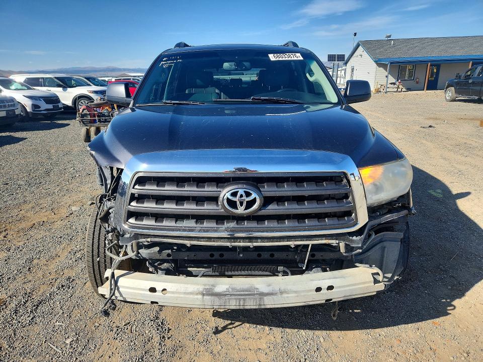 Photo 5 from auction – 2016 TOYOTA SEQUOIA with VIN 5TDBY5G18GS142553