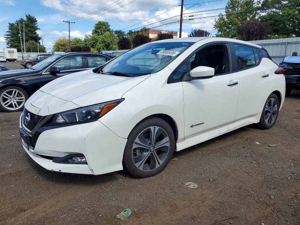 NISSAN LEAF 2018 z numerem VIN 1N4AZ1CPXJC306122 - Zdjęcie z aukcji