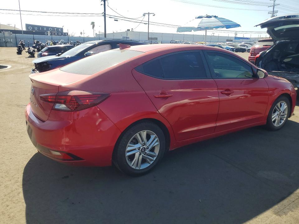 Снимка 3 от търг – 2020 HYUNDAI ELANTRA с VIN 5NPD84LF9LH571320