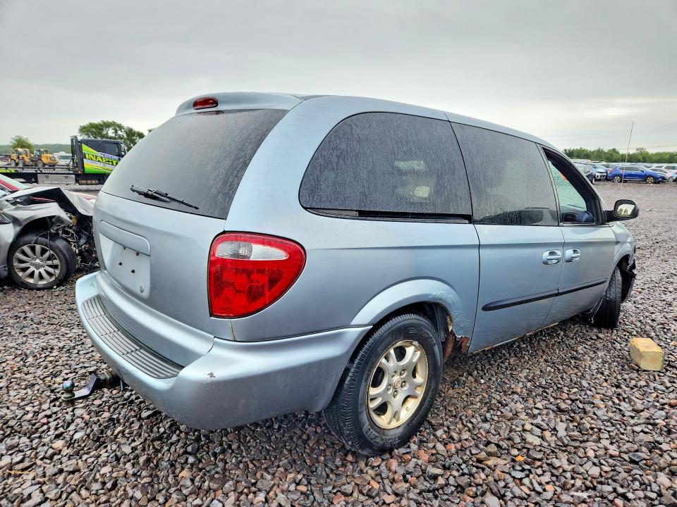 Photo 3 from auction – 2003 DODGE GRAND CARAVAN with VIN 2D8GP44L63R131581
