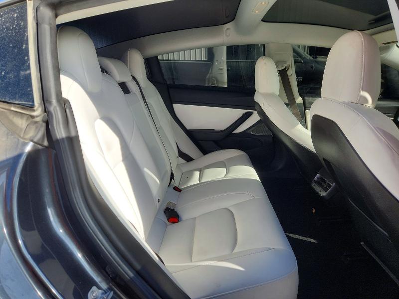 صورة رقم 10 من المزاد - 2018 TESLA MODEL 3 مع VIN 5YJ3E1EB8JF096140