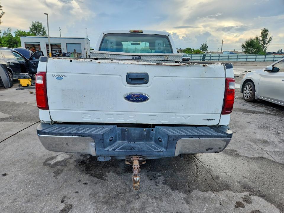 Photo 6 from auction – 2016 FORD F250 with VIN 1FT7X2A61GEA42392